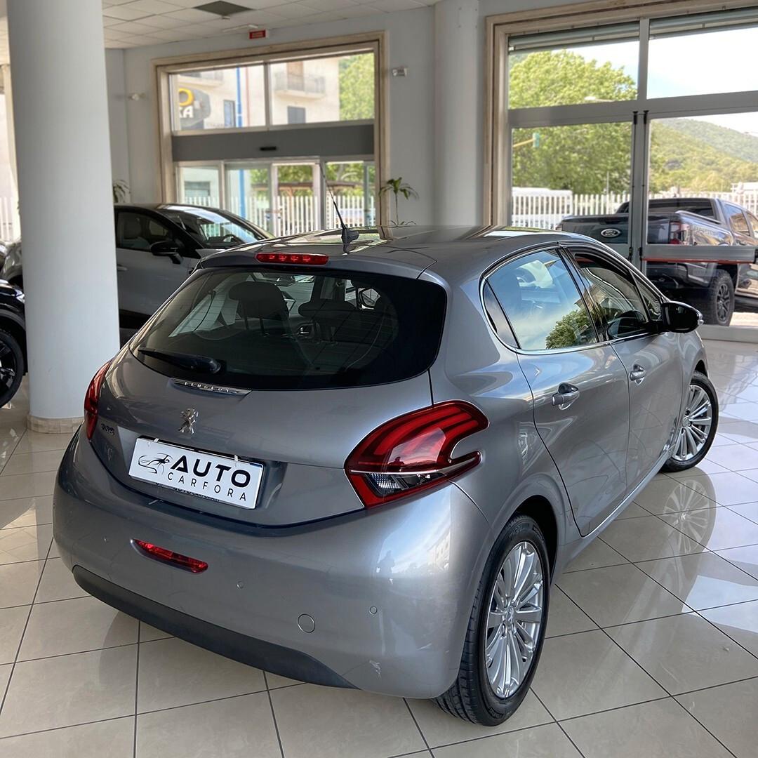 Peugeot 208 PureTech 82 5 porte Allure GPL