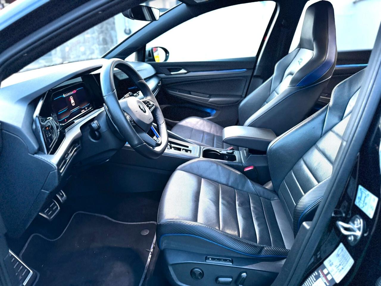 Volkswagen Golf R 2.0 TSI 320cv anno 12/2021 Scarico AKRAPOVIC Permute Finanziamenti Garanzia