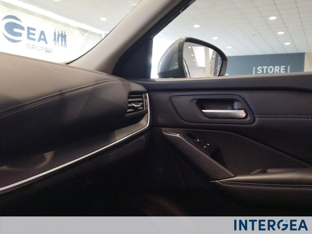 NISSAN Qashqai 1.3 mhev Business 2wd 158cv xtronic