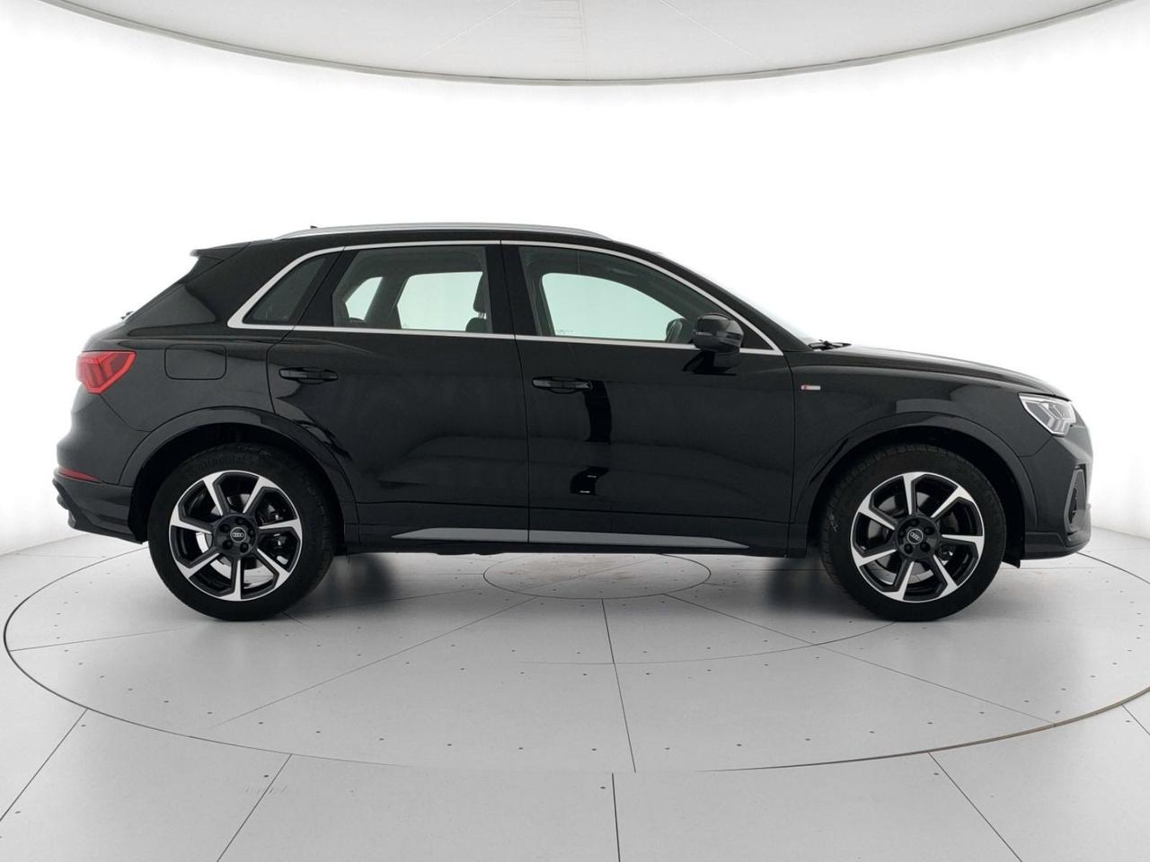 Audi Q3 40 2.0 tfsi s line edition quattro s-tronic