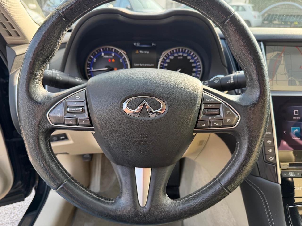 Infiniti Q50 2.2 diesel AT Premium Executive