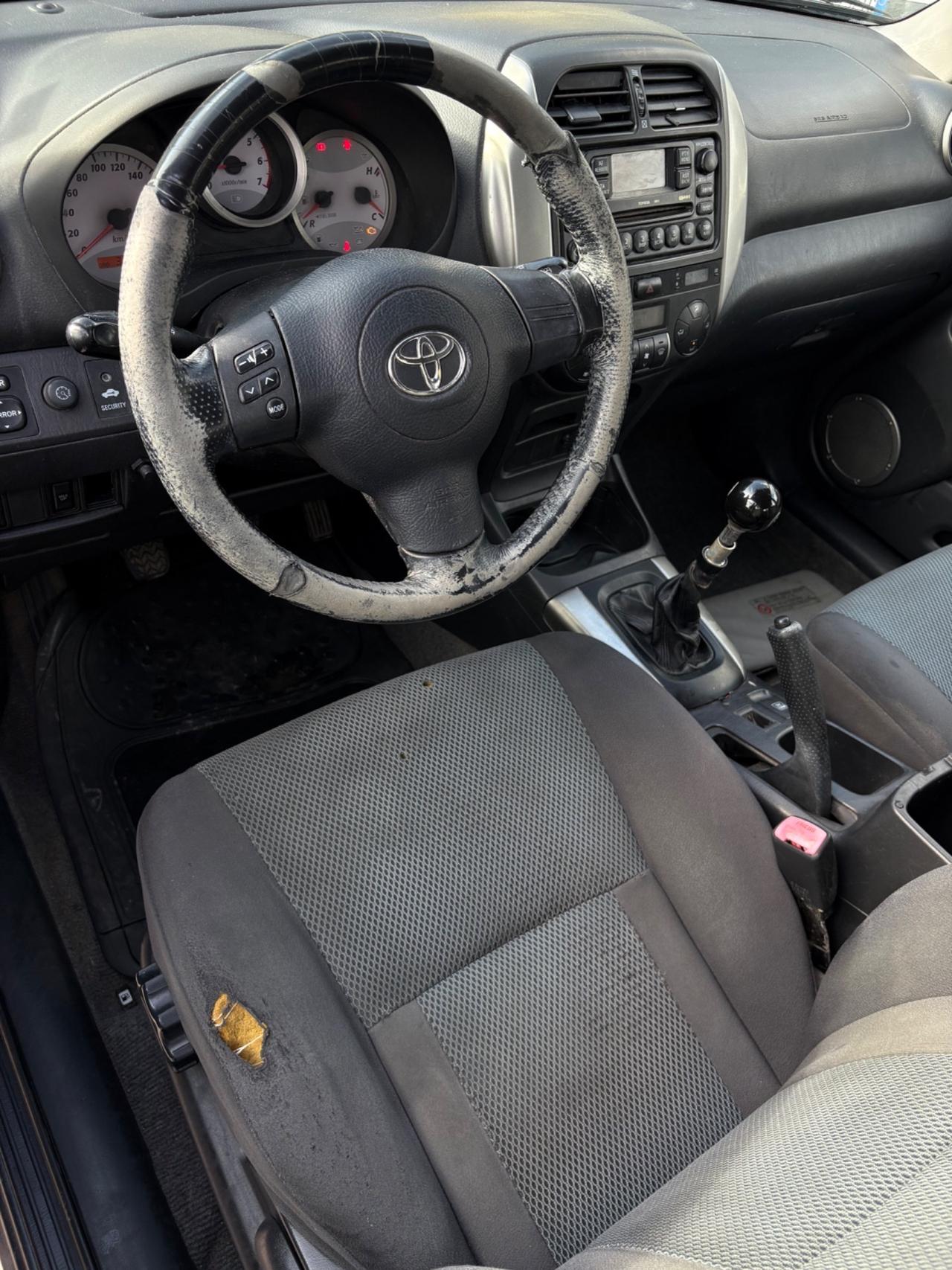 Toyota RAV 4 RAV4.com 2.0 Tdi D-4D cat 5 porte Sol