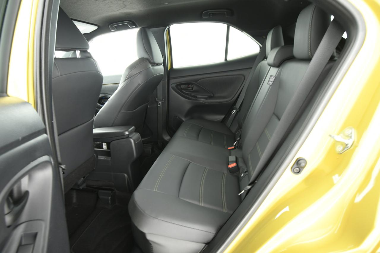 TOYOTA Yaris Cross 1.5h Premiere fwd 116cv e-cvt NEOPATENTATI+CAMERA 36O°+HEAD UP
