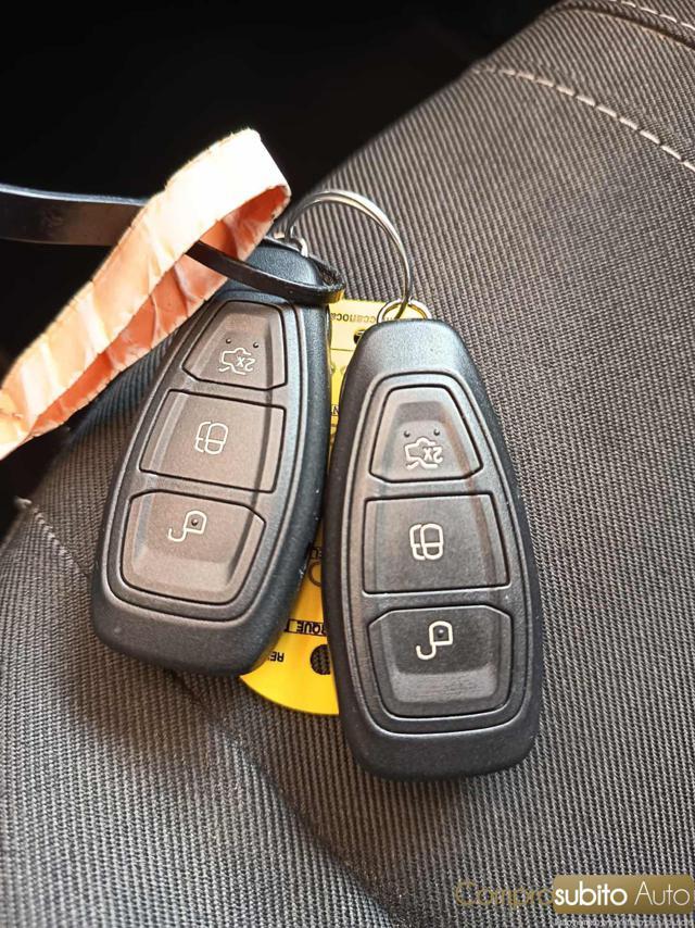 FORD B-Max 1.0 EcoBoost 100 CV Titanium