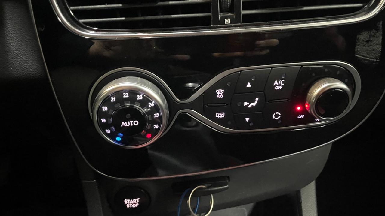 Renault Clio TCe 12V 90CV Start&Stop 5 porte Energy Duel2