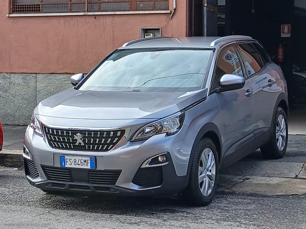PEUGEOT 3008 BlueHDi 130 S&S EAT8 Business