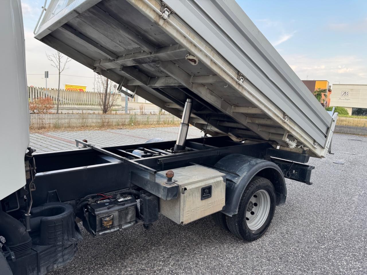 Nissan Cabstar 2.5 Dci 130cv Ribaltabile
