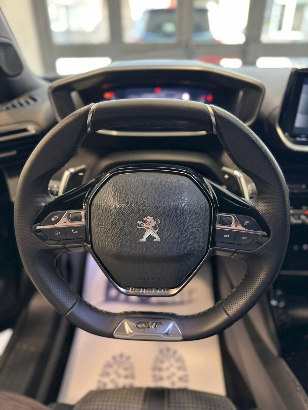 Peugeot 2008 BlueHDi 130 S&S EAT8 GT Pack