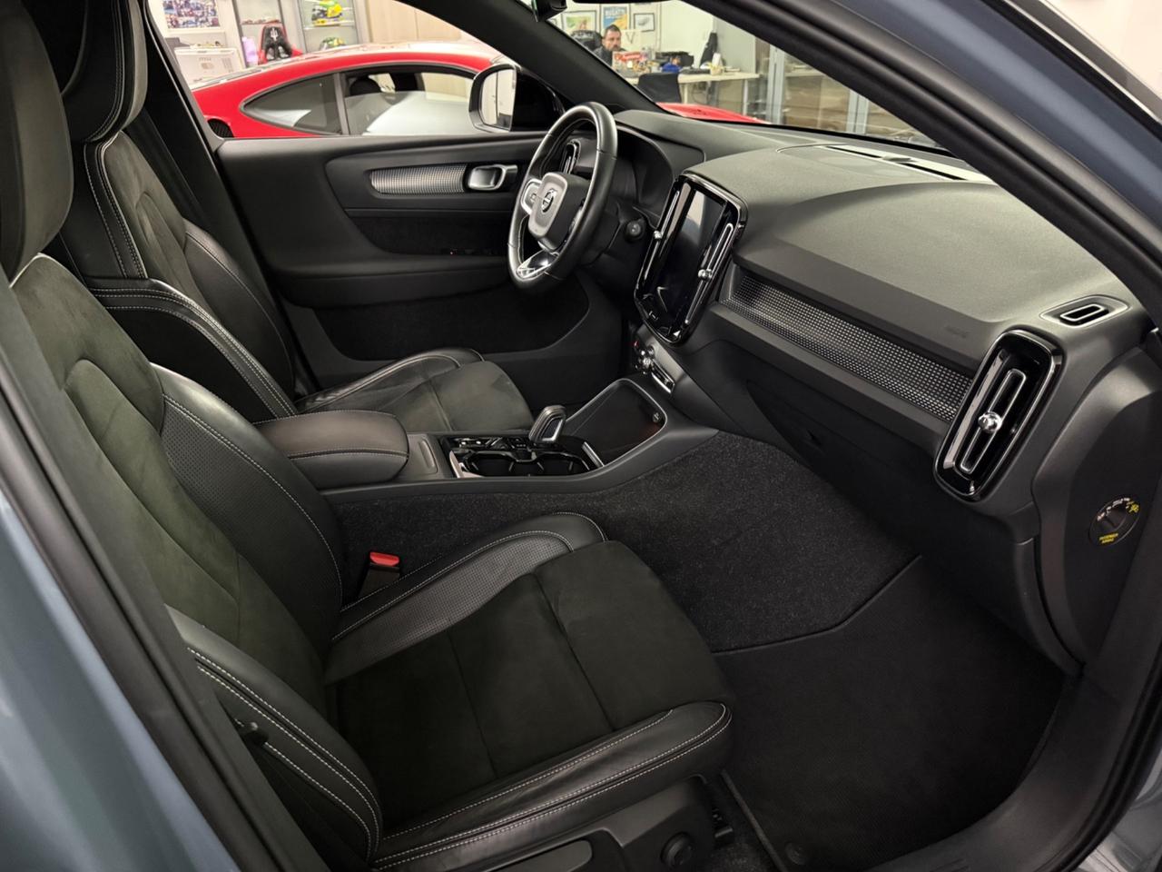 Volvo XC40 D3 Geartronic R-design UNICO PROPRIETARIO