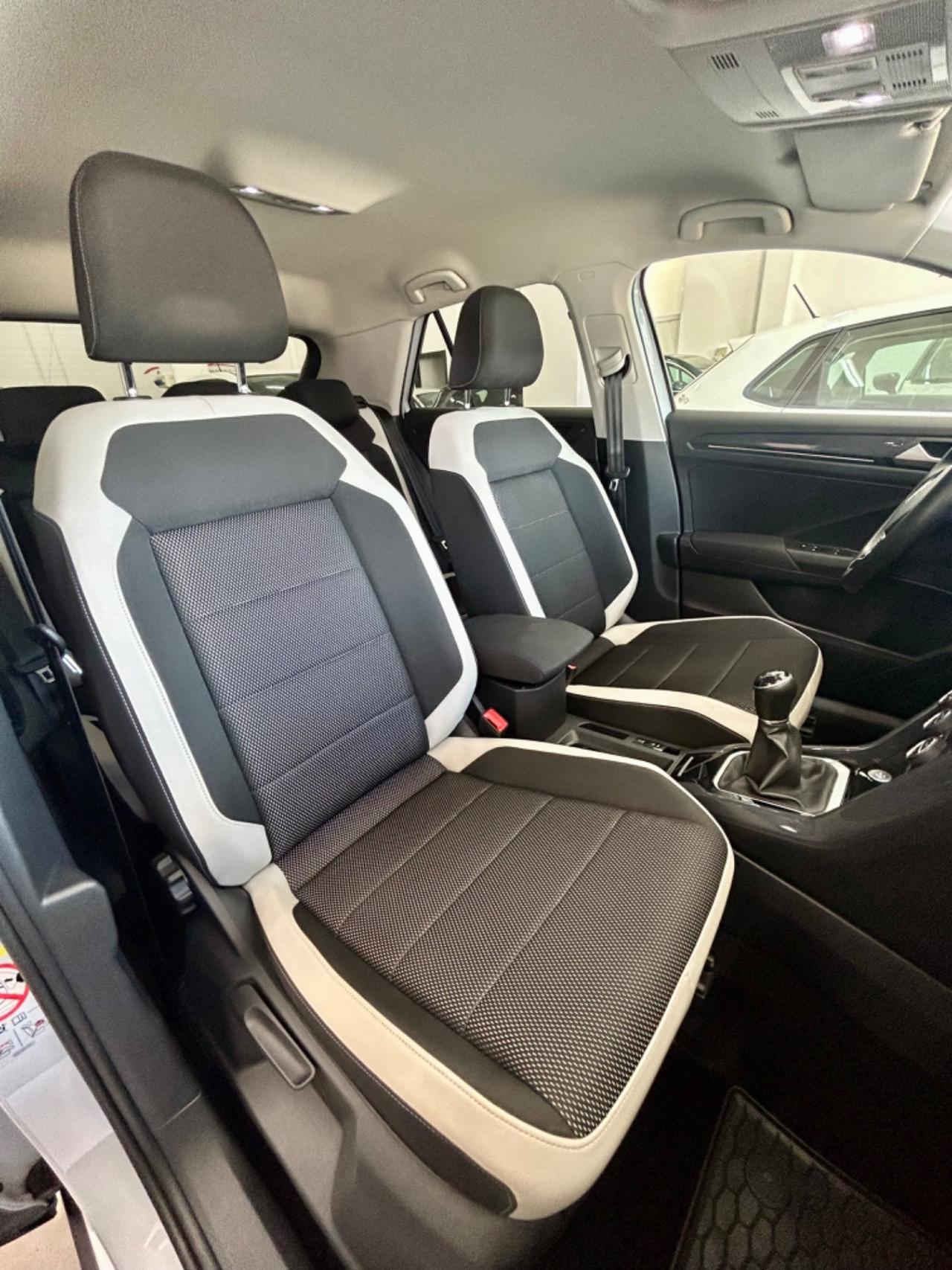 VW T-Roc FULL OPTIONAL finanziabile
