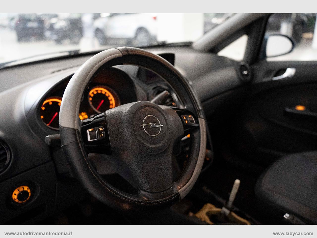 OPEL Corsa 1.7 16V DI 5p. Club