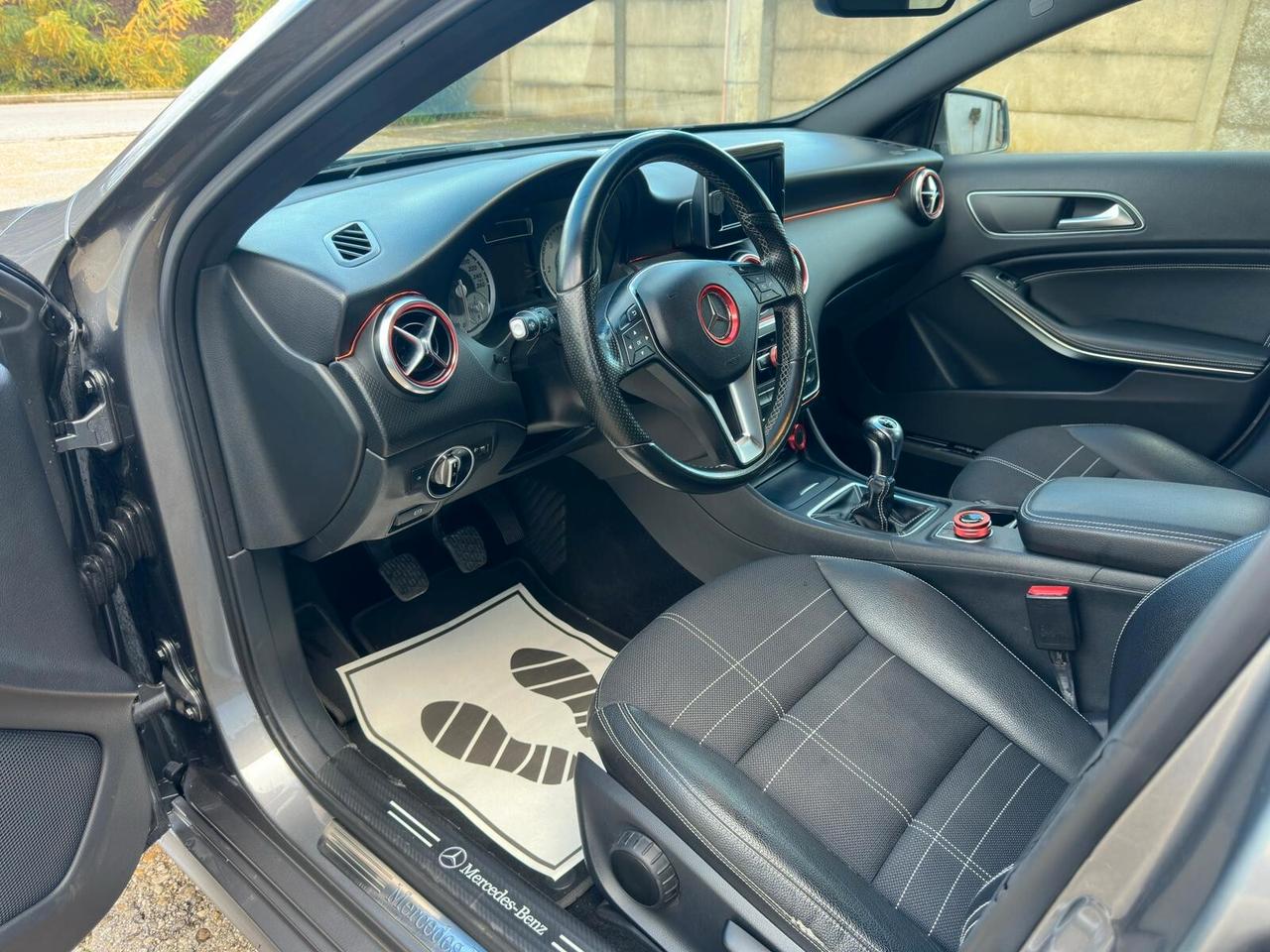 Mercedes-benz A 180 CDI Dark Night Edition