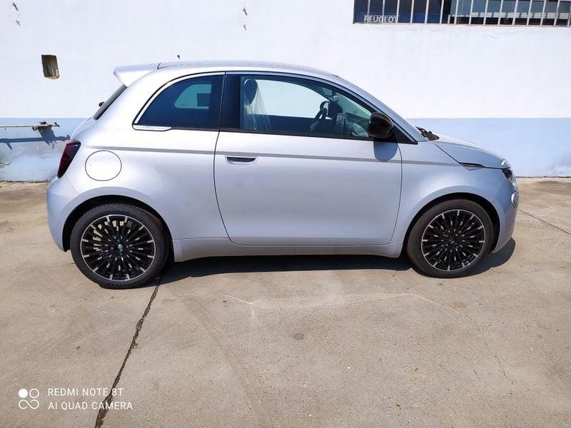 FIAT 500 Hybrid Hybrid Icon CBC