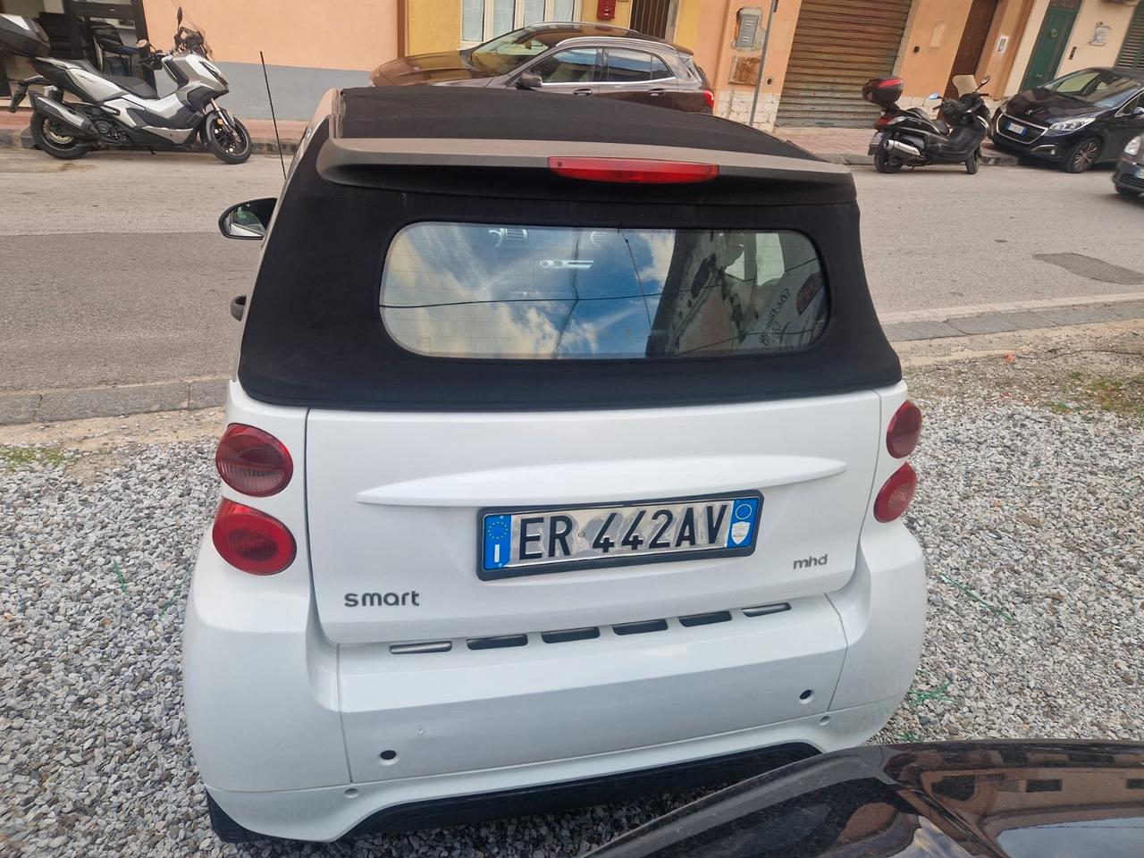Smart ForTwo 1000 52 kW MHD cabrio pulse
