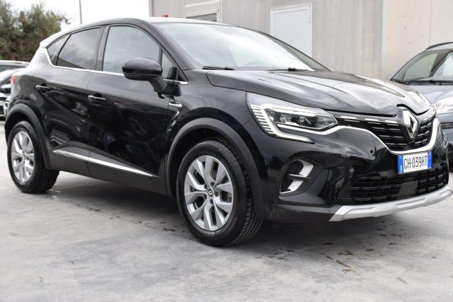 RENAULT Captur Mild Hybrid 140 CV Intens