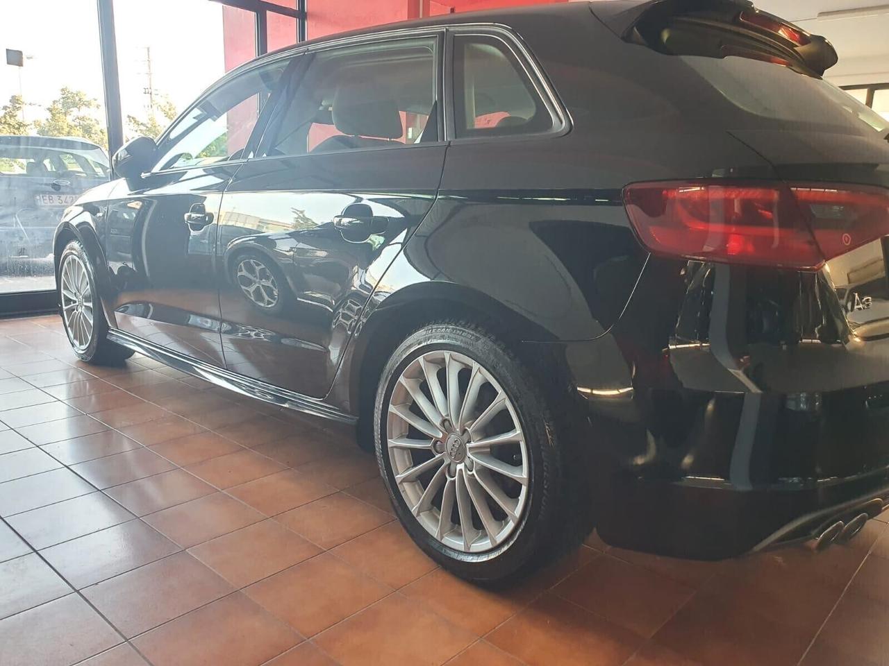 Audi A3 2.0 TDI 184 CV S Tronic Design Quattro Edition S Line