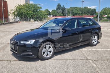 AUDI A4 Avant 35 TDI S tronic Business
