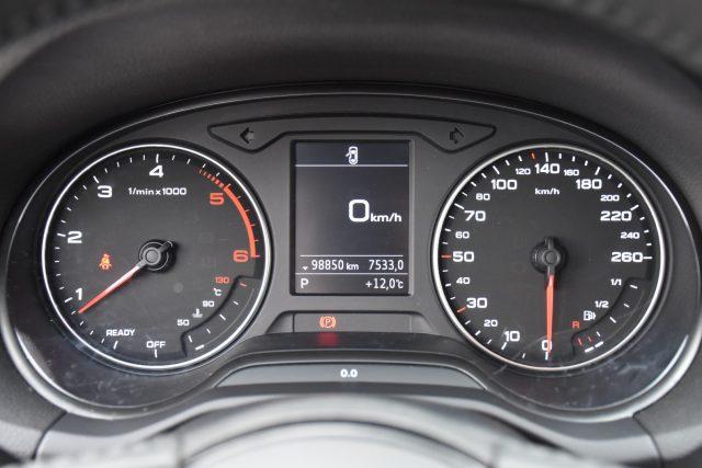 AUDI Q2 1.6 TDI S tronic Business