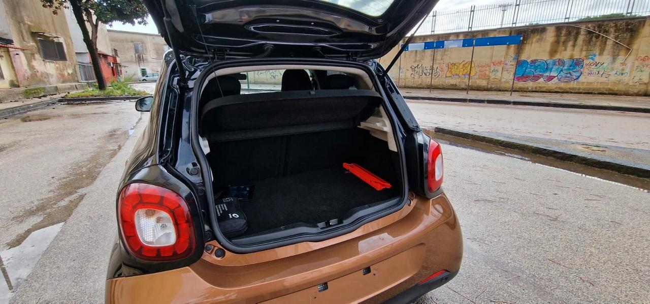 Smart ForFour 90 0.9 Turbo twinamic Passion LED NAVI