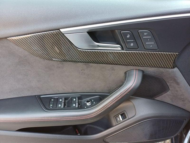 Audi RS4 2.9 TFSI quattro tiptronic TETTO - R20