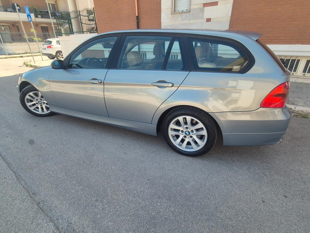 Bmw 320 163cv cambio automatico anno 07