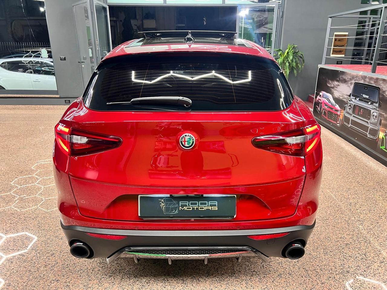 Alfa Romeo Stelvio 2.2 Turbodiesel 180 CV AT8 Q4 Executive red competition