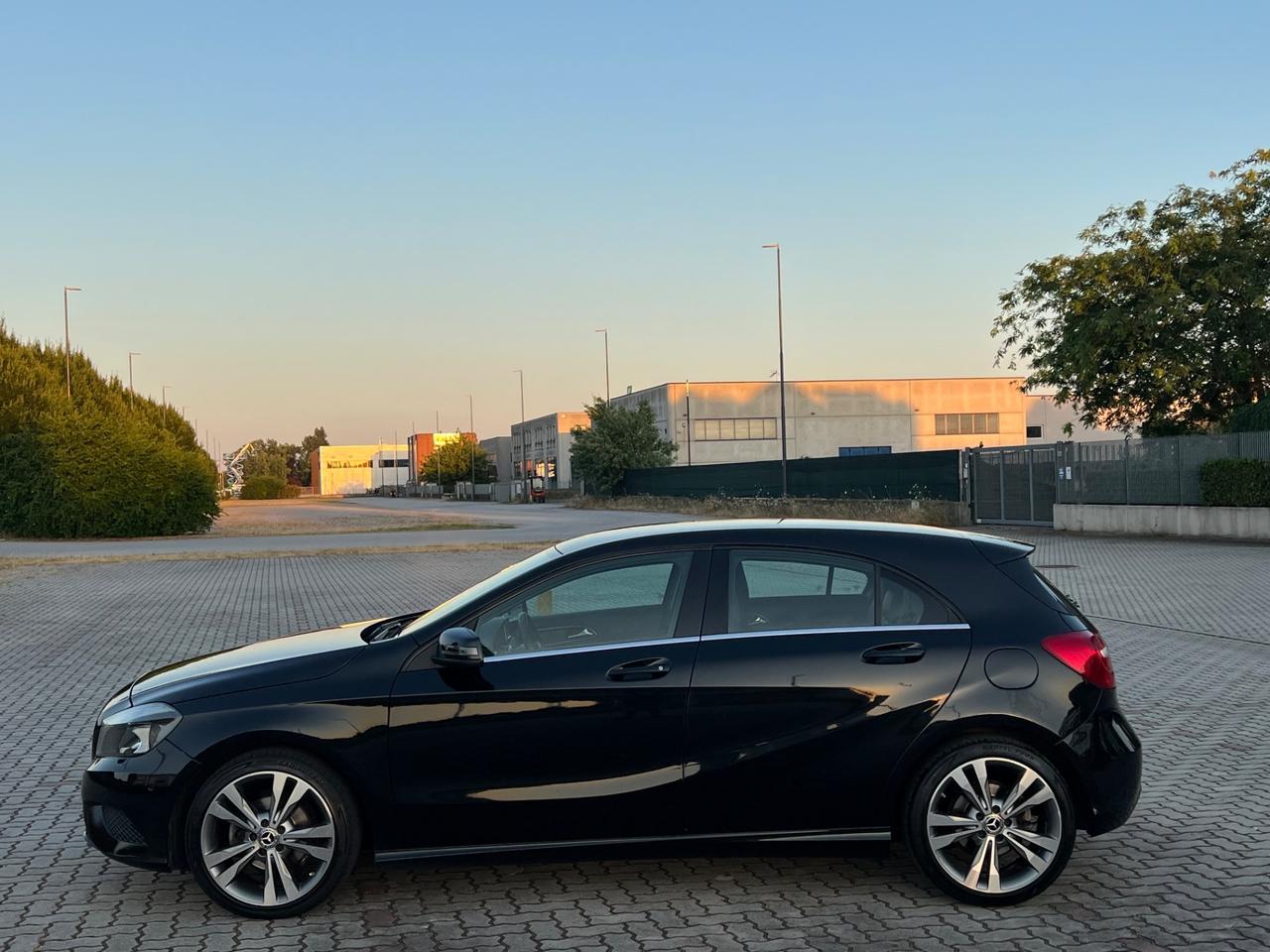 Mercedes-benz A 160 A 160 CDI Dark Night Edition