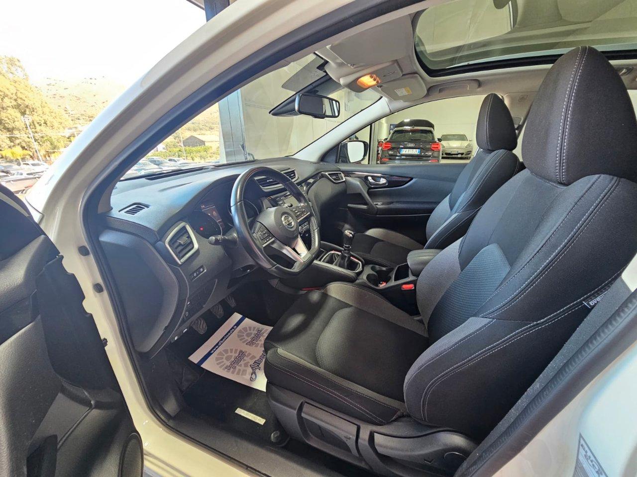 Nissan Qashqai 1.5 dci N-Connecta 115cv