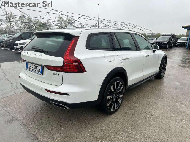 VOLVO V60 Cross Country V60 Cross 2.0 b4 Business Pro awd auto - GE939CH