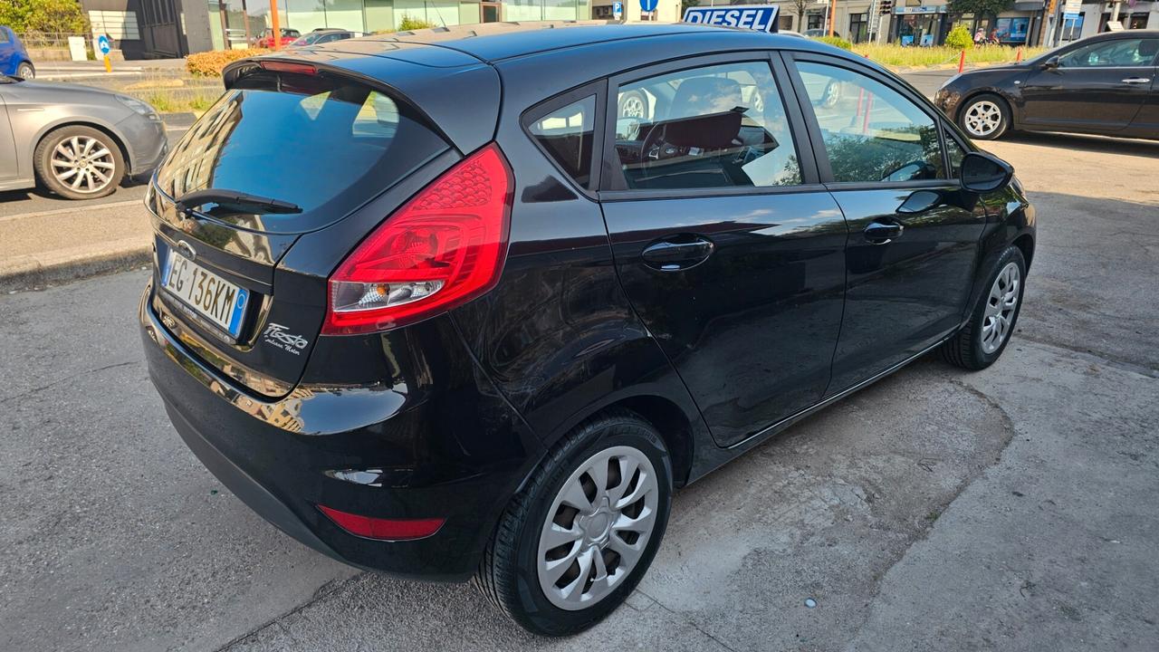 Ford Fiesta 1.4 TDCi 5p. Titanium