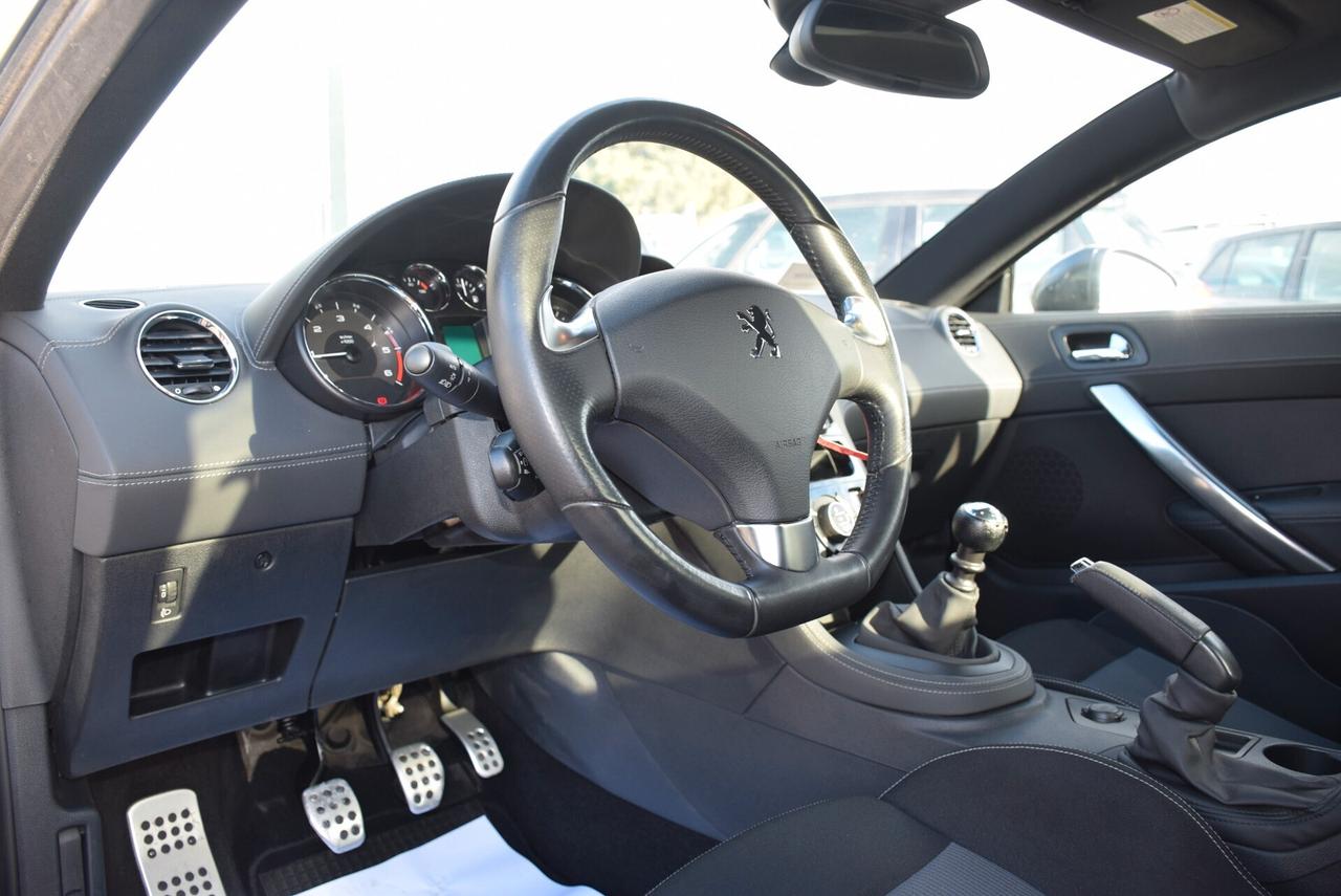 Peugeot RCZ 2.0HDi 163CV 4POSTI-UNICO PROPRIETARIO SENSORI CRUISE BT