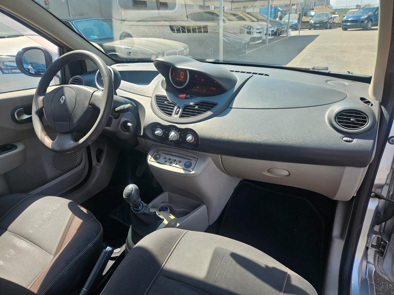 Renault Twingo 1.2 8V Dynamique