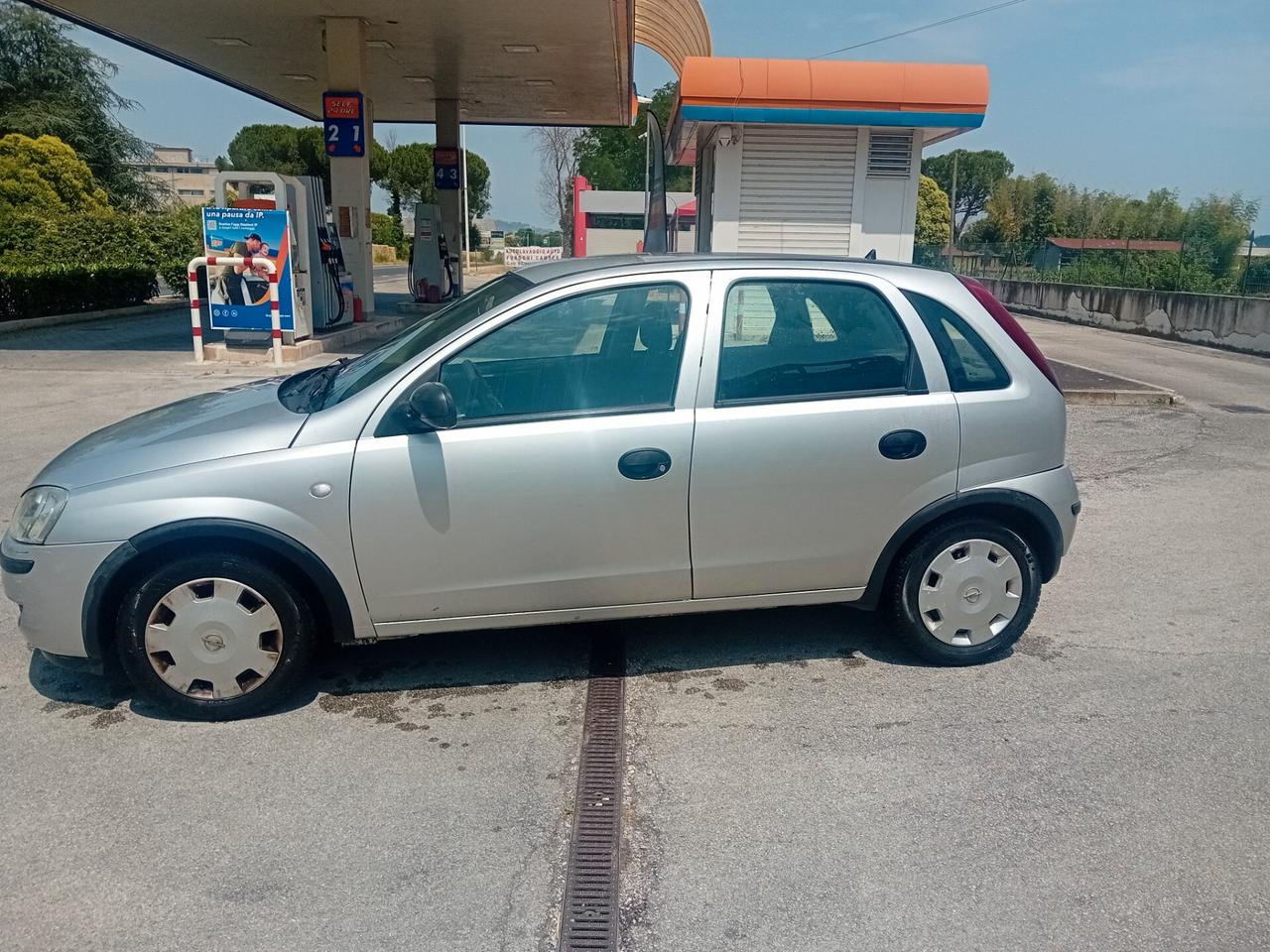 Opel Corsa 1.2i 16V cat 5 porte Club