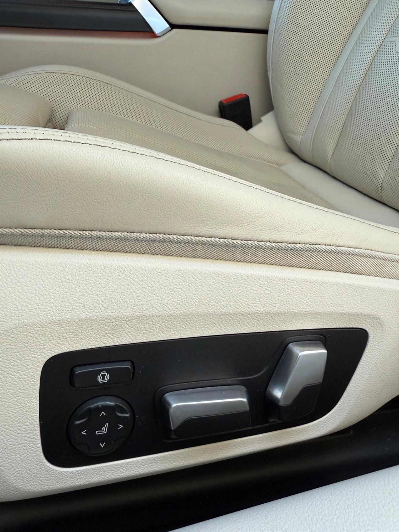 Bmw 840 Coupe xdrive Individual MSport LUCI SOFFUSE,NAVI,APPLE CARPLAY,TELECAMERA,VIRTUAL COCKPIT