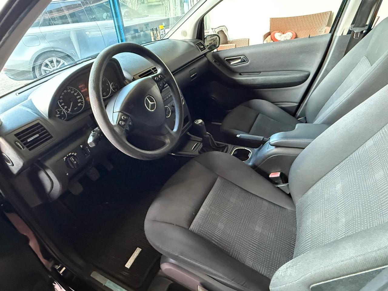 Mercedes-benz A 160 BlueEFFICIENCY Elegance