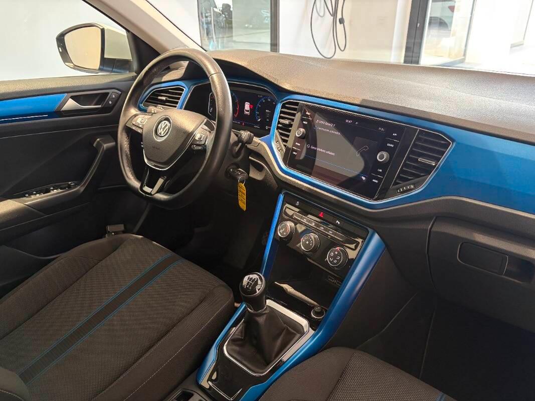 Volkswagen T-Roc 1.0 tsi Advanced