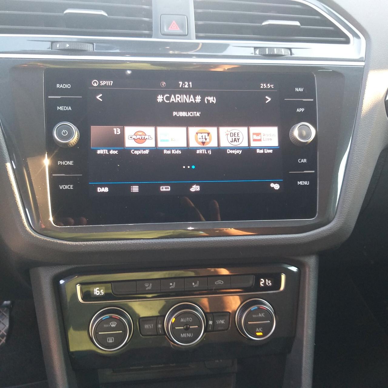 Volkswagen Tiguan 2.0 TDI SCR DSG Sport BlueMotion Technology