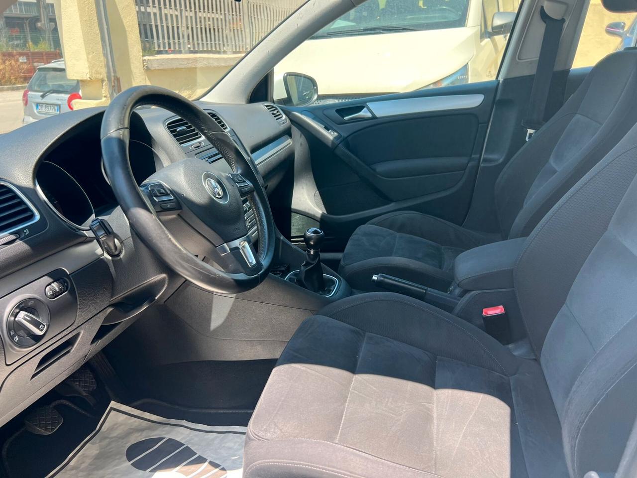 Volkswagen Golf 6 1.6 tdi UNICO PROP FULL OPTIONAL