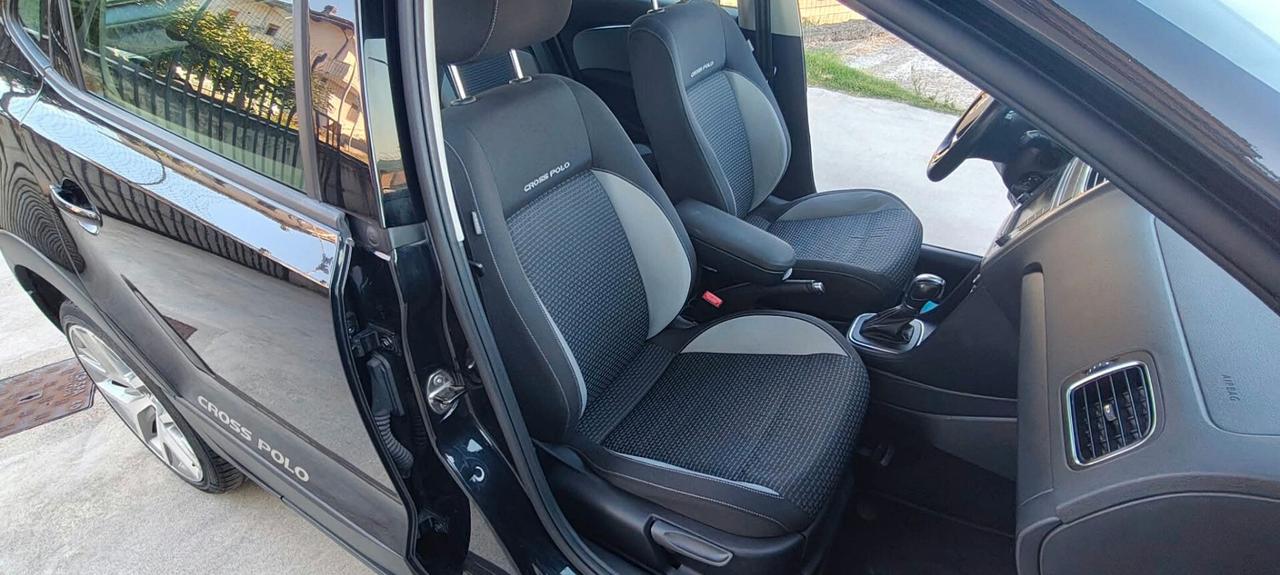 Volkswagen Polo CROSS 1.4 TDI 90 CV DSG