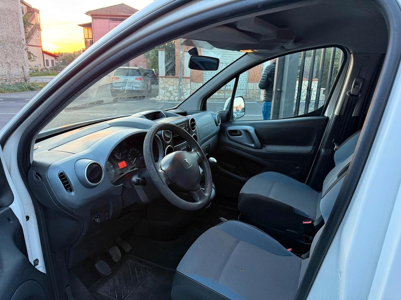 Peugeot Partner 1.6 HDi - Finanziabile - Tutto incluso
