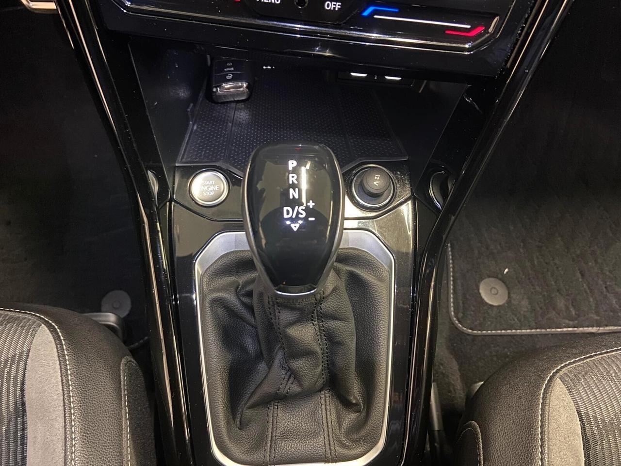 Volkswagen T-Roc 1.5 TSI ACT 150CV DSG R-Line