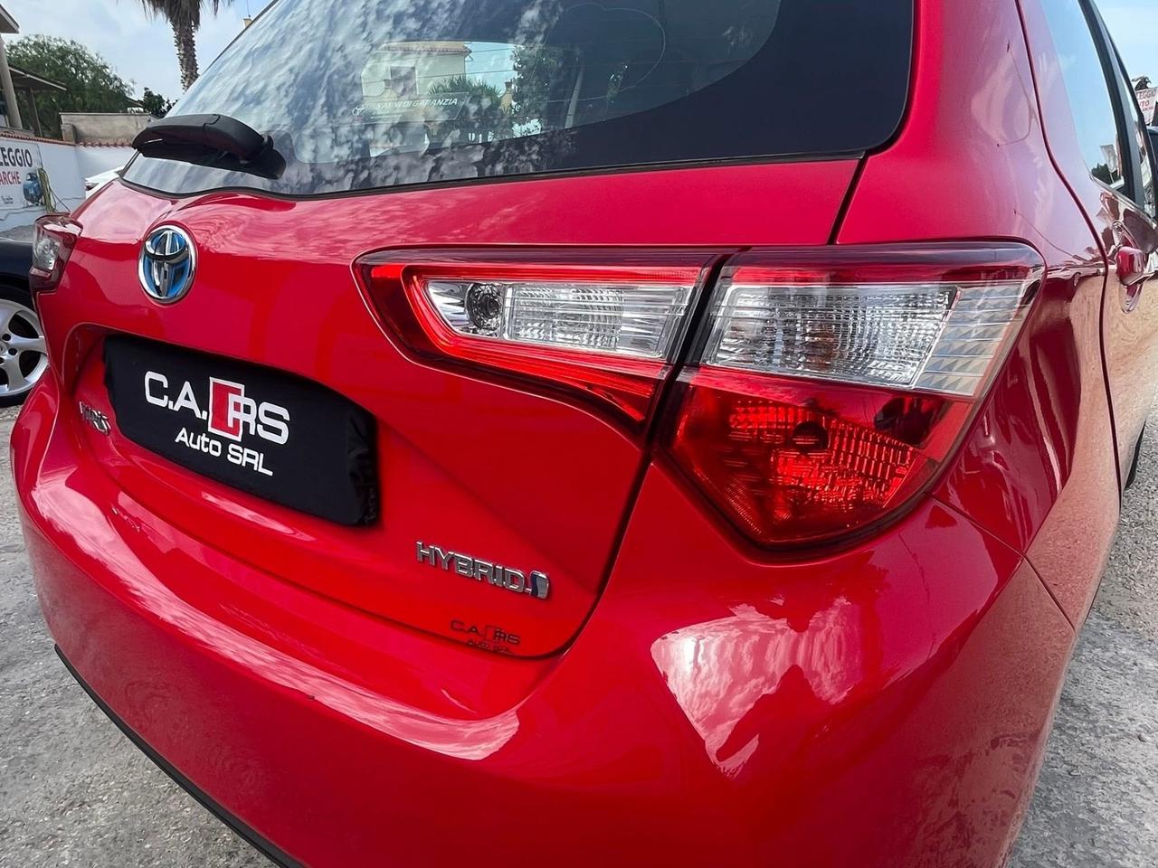 Toyota Yaris Trend Red Edition 1.5h Hybrid 73cv