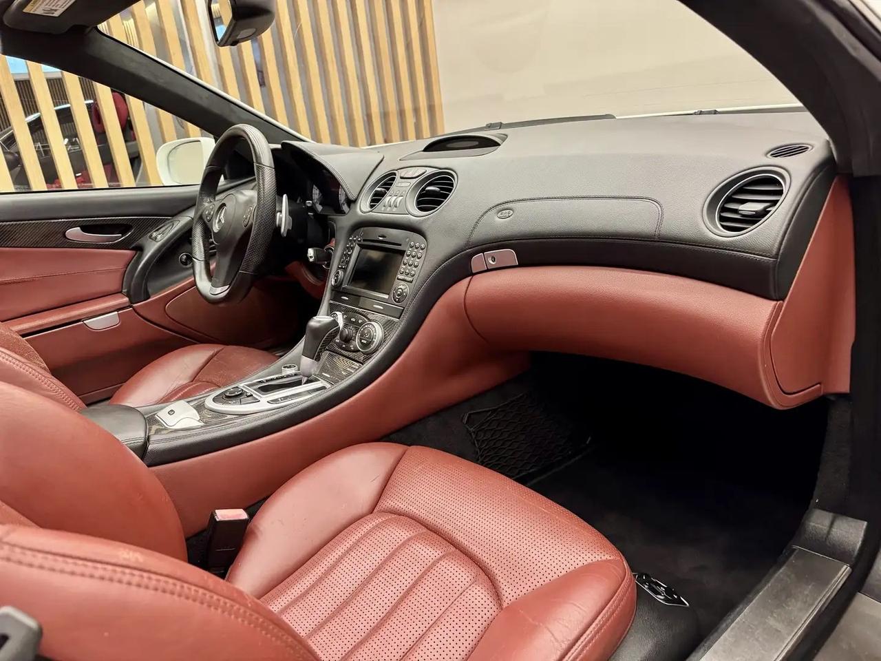 Mercedes-Benz SL 63 AMG SL 63 AMG Ultimo 6300 v8 Performance GARANZIATOTAL