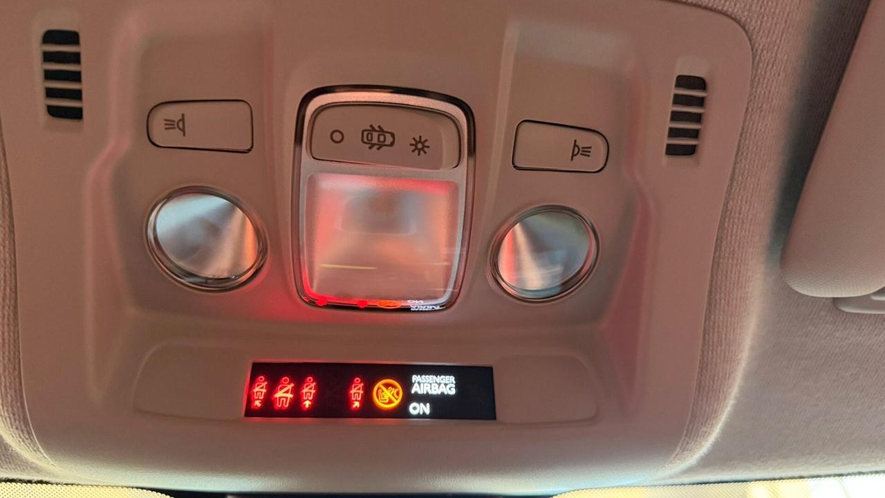 Citroen C3 PureTech 82 Shine BI/COLORE