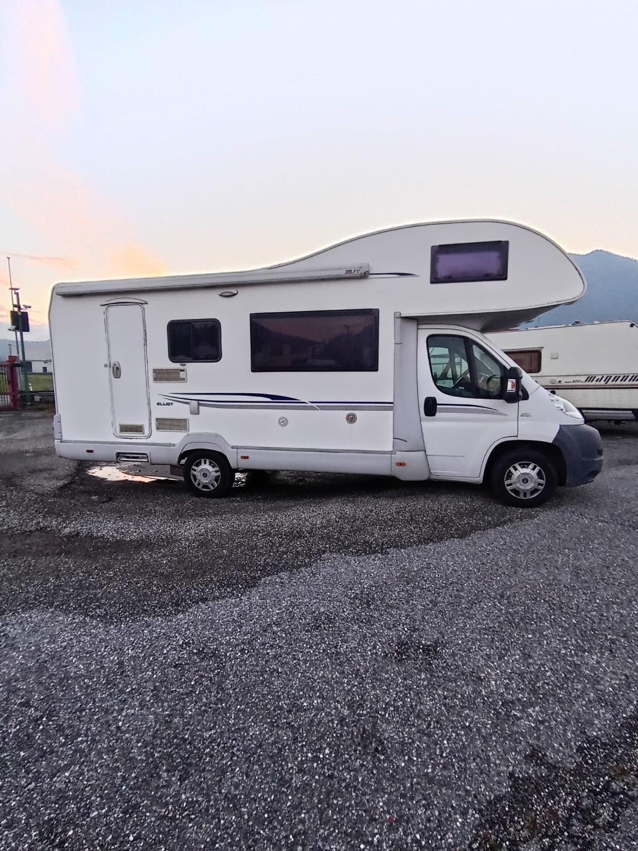 MANSARDATO Elliot 40 del 2010 in saldo 049