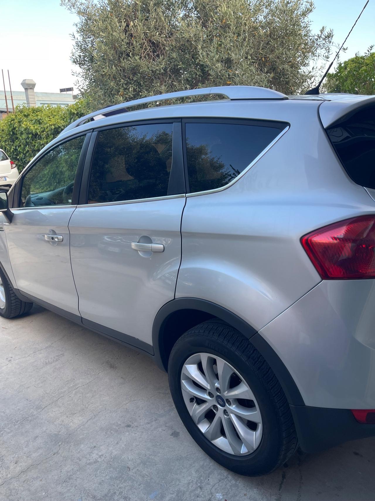 Ford Kuga 2.0 TDCi 163 CV 4WD Powersh.Titanium DPF