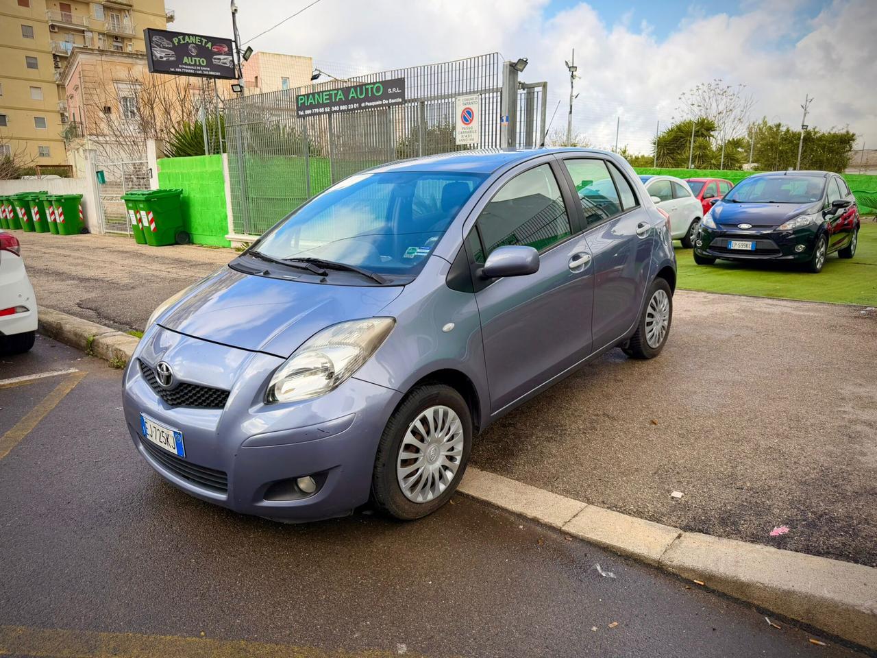 Toyota Yaris 1.0 5 porte