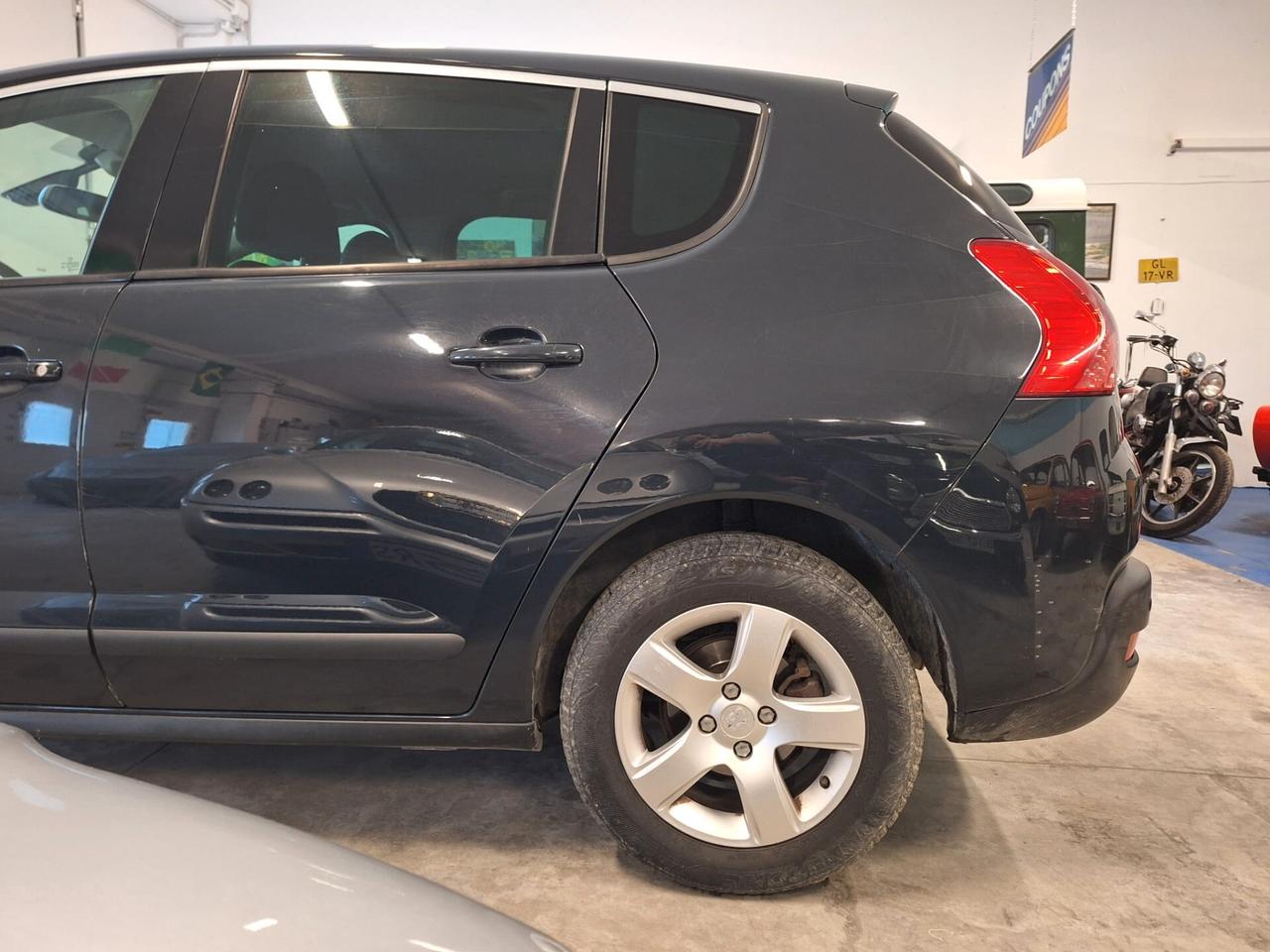 Peugeot 3008 1.6 e-HDi 112CV cambio robotizzato S.&S. Business