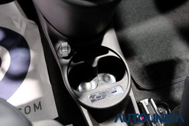 FIAT 500 1.0 HYBRID SPORT CONNECT NEOPATENTATI