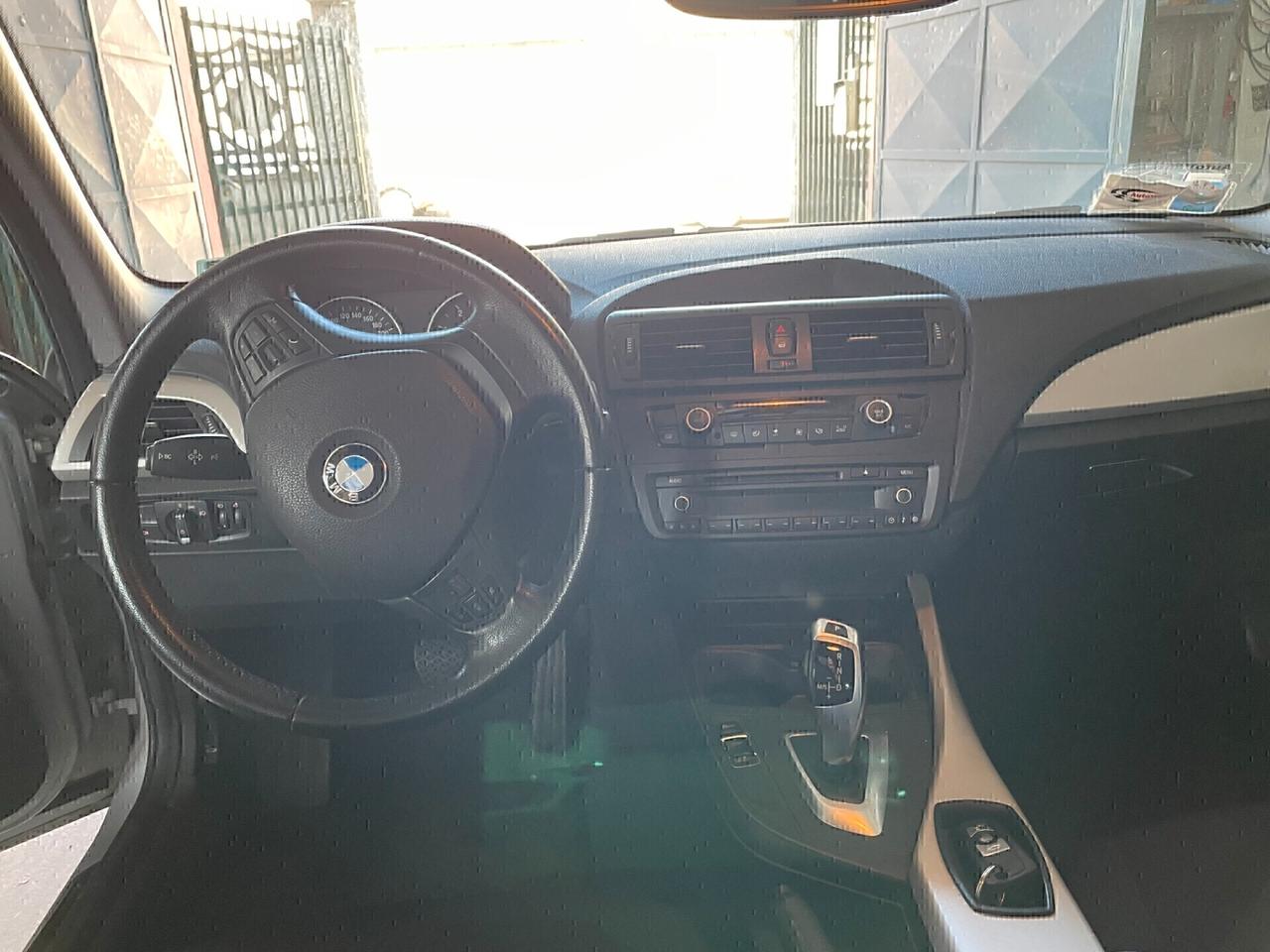 Bmw 116 116d 5p. Efficient Dynamics Urban AUTOMATICA